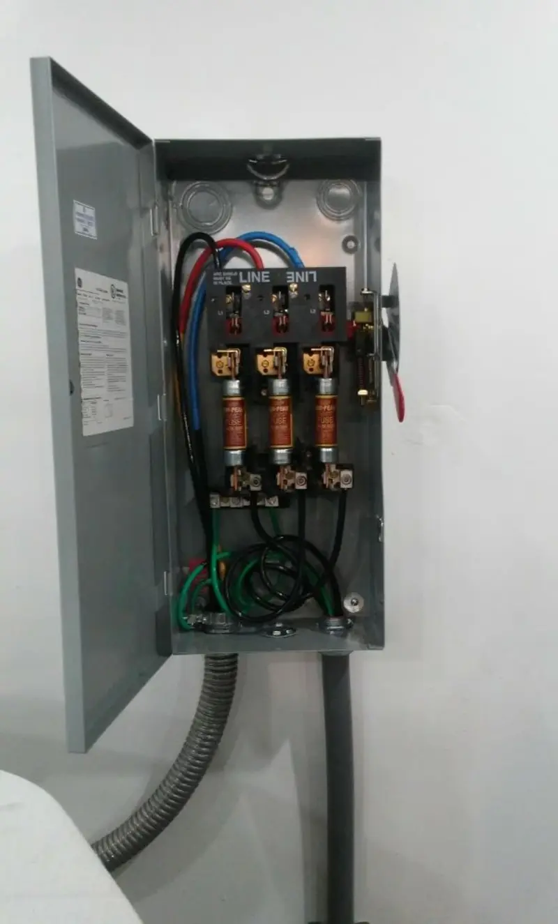 Three-phase disconnect switch installed for Electrical Wiring & Rewiring in Crystal